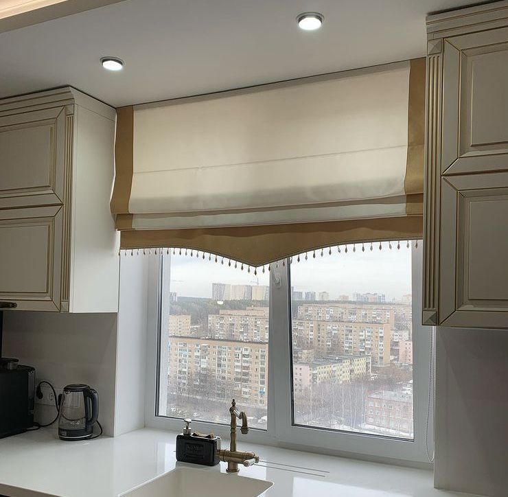 Roman Blinds project 64